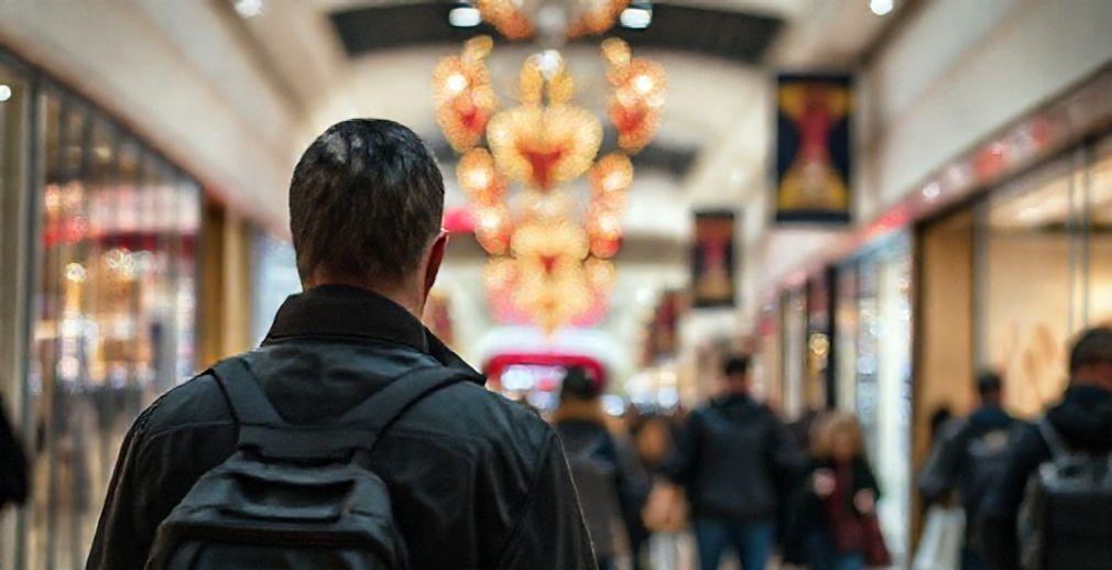 Two Individuals Injured in Black Friday Shooting at Bay Area's Westfield Valley Fair Mall