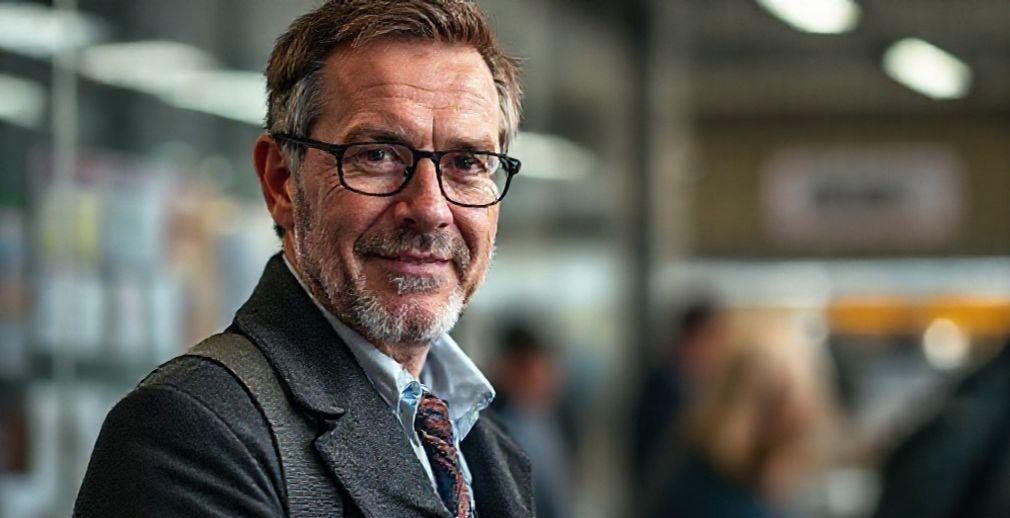 UK Inflation Moderates in October Amidst Varied Economic Indicators